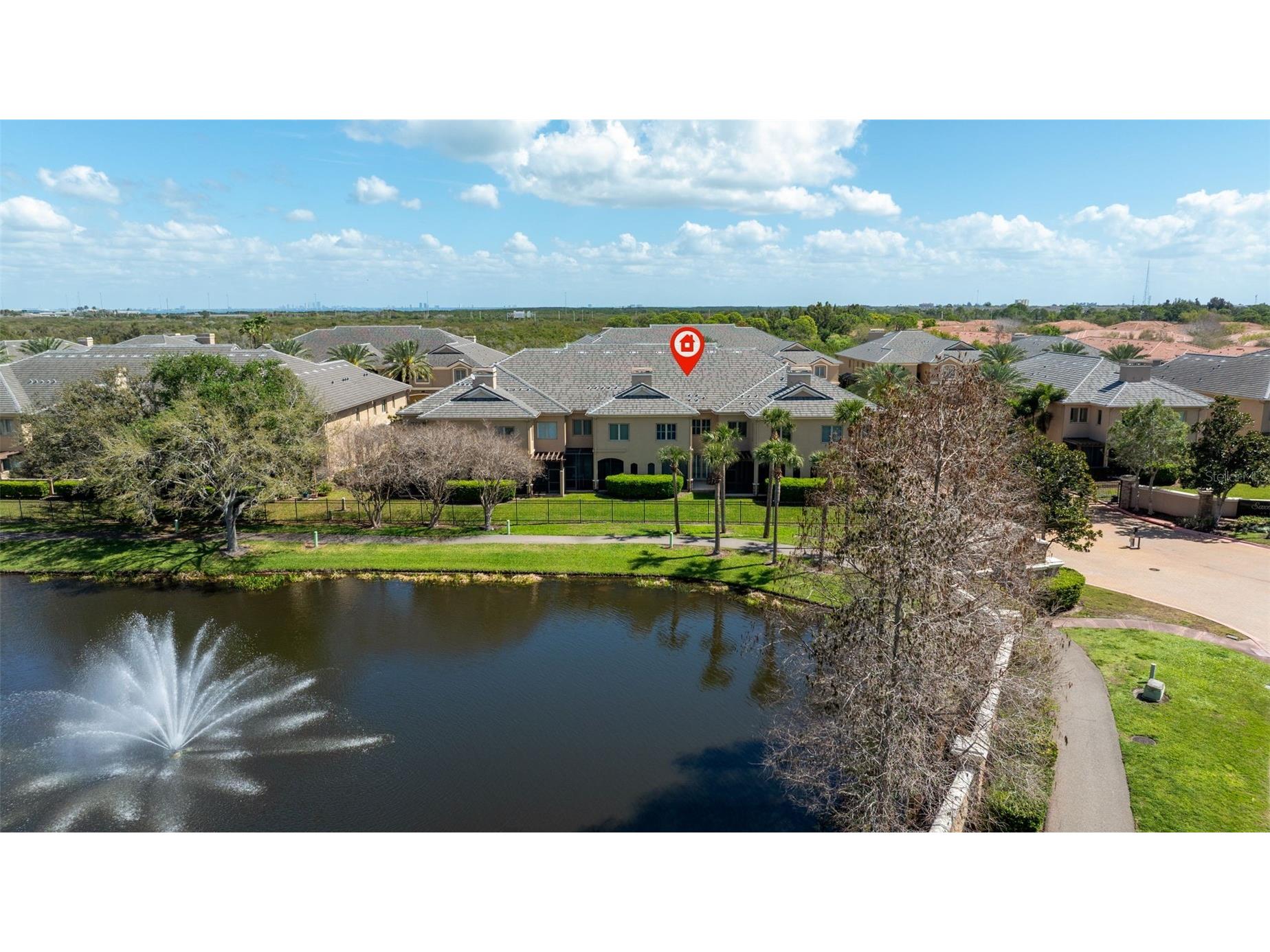 618 Saxony Boulevard Saint Petersburg FL 33716 TB8485666 image1