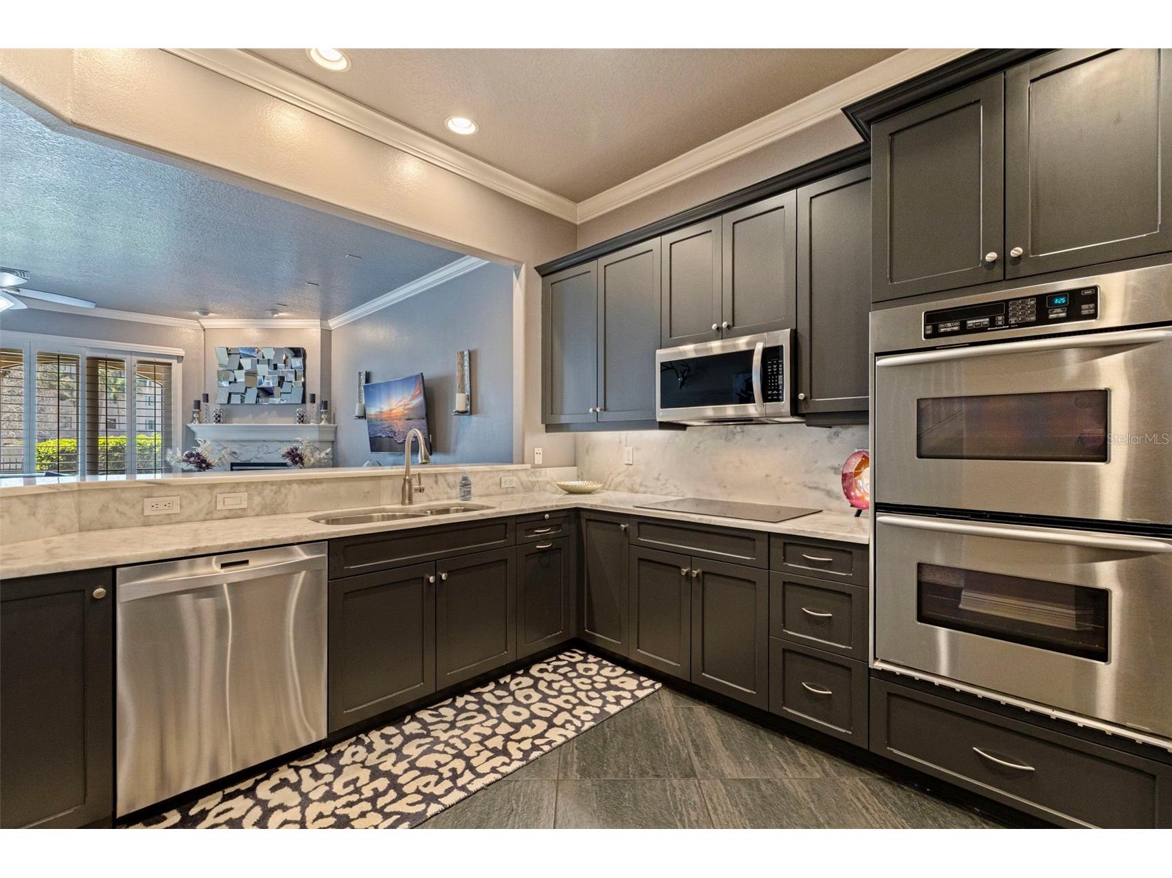 618 Saxony Boulevard Saint Petersburg FL 33716 TB8485666 image10