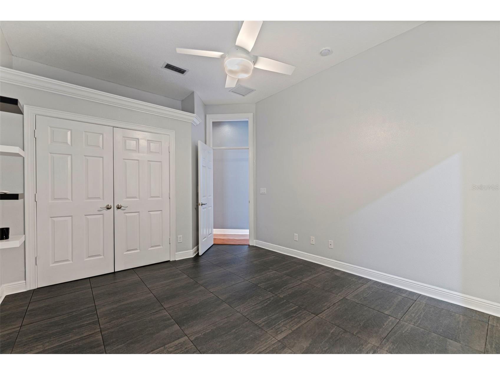 618 Saxony Boulevard Saint Petersburg FL 33716 TB8485666 image36