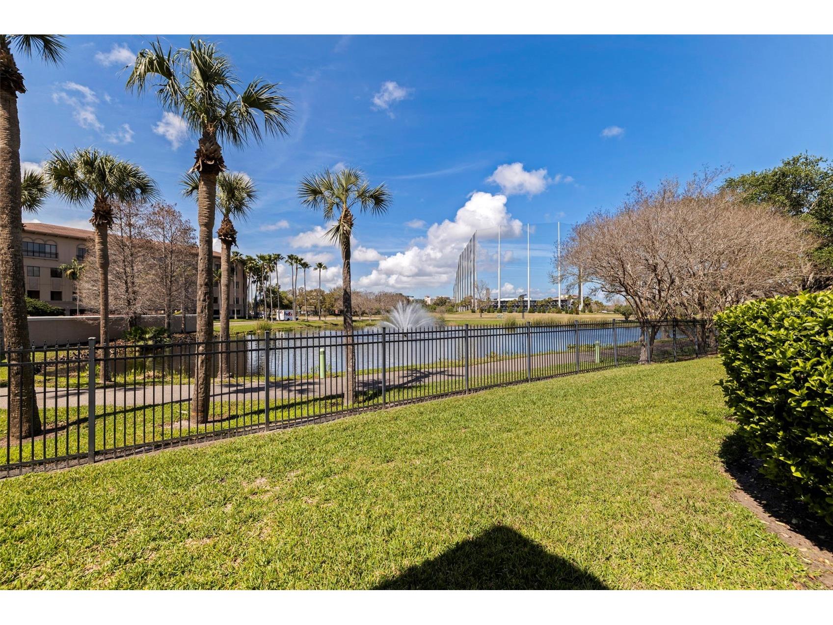 618 Saxony Boulevard Saint Petersburg FL 33716 TB8485666 image44