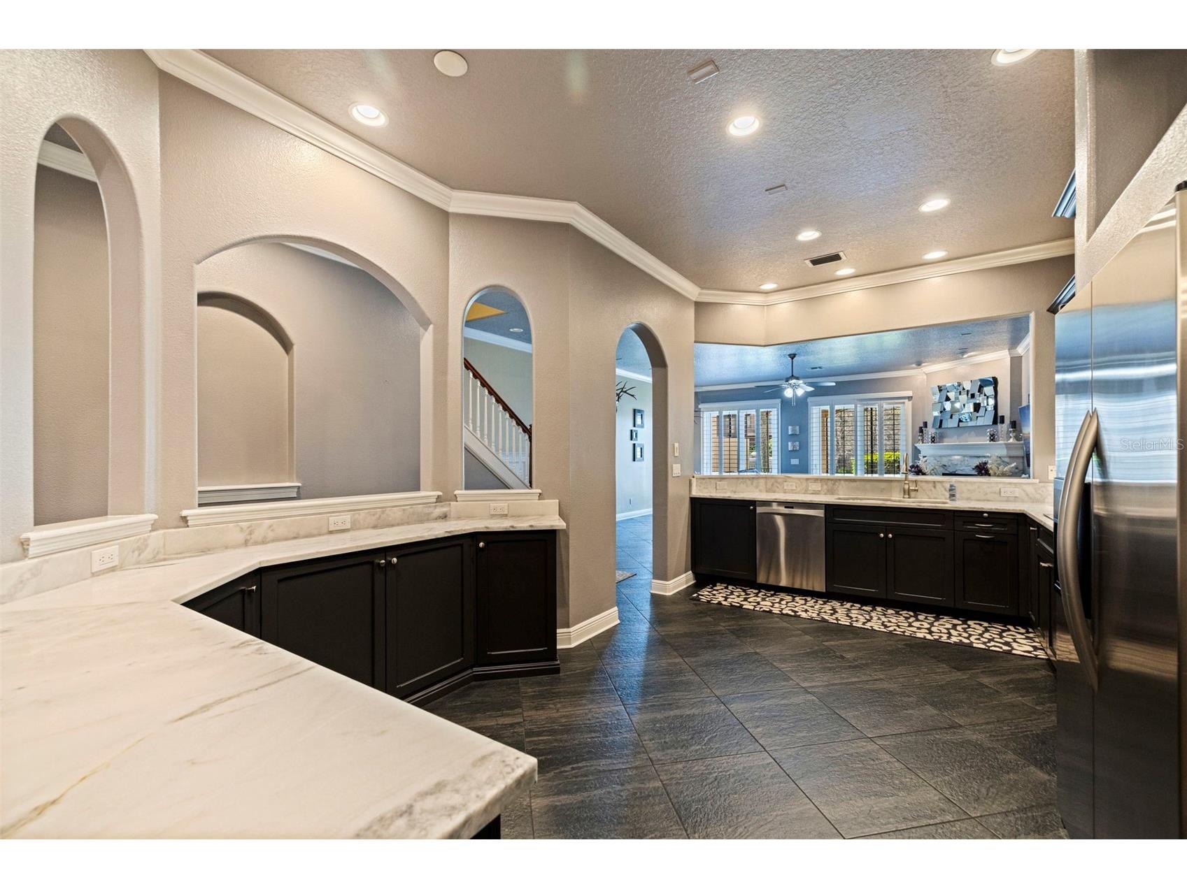 618 Saxony Boulevard Saint Petersburg FL 33716 TB8485666 image8