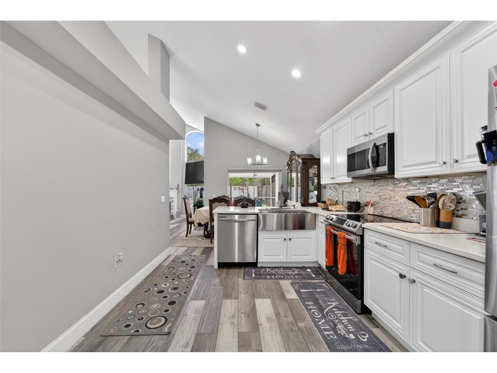 618 Somerstone Drive Valrico FL 33594 TB8454596 image100