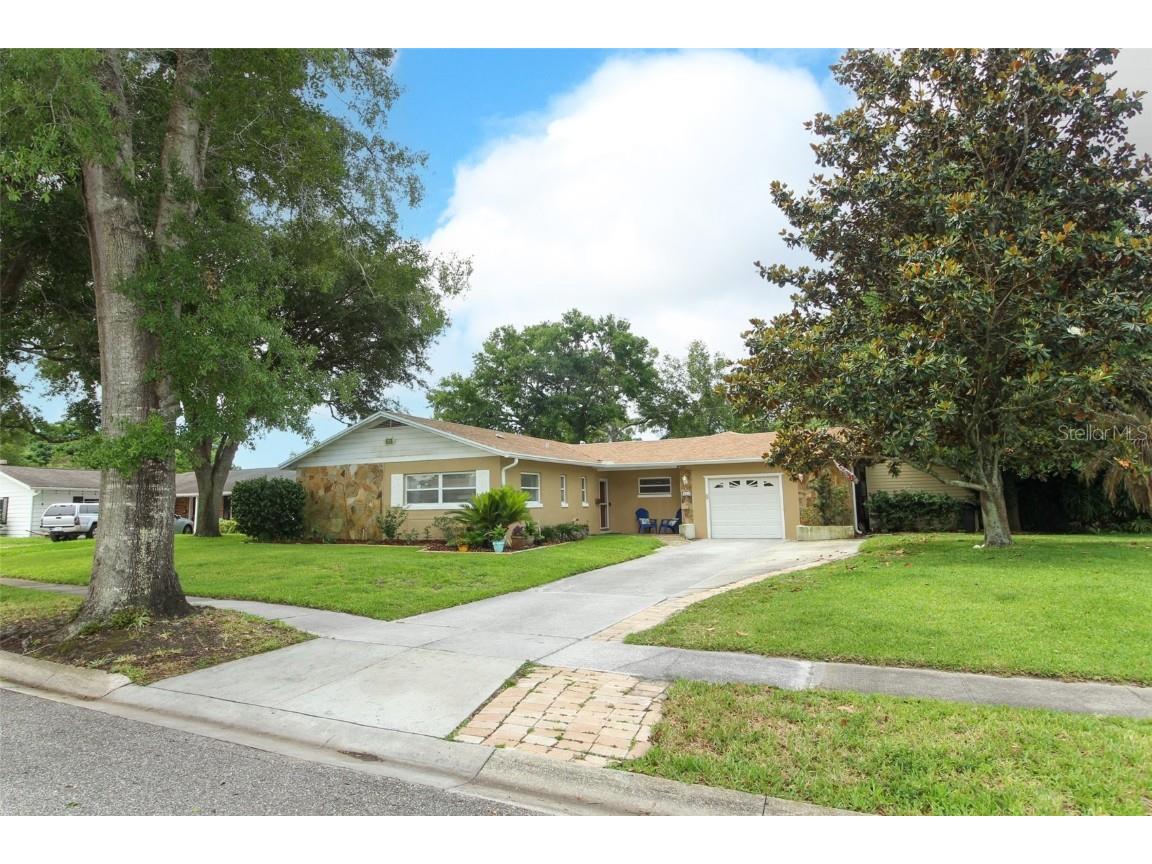 618 Vandenberg Street Altamonte Springs FL 32701 O6105774 image1