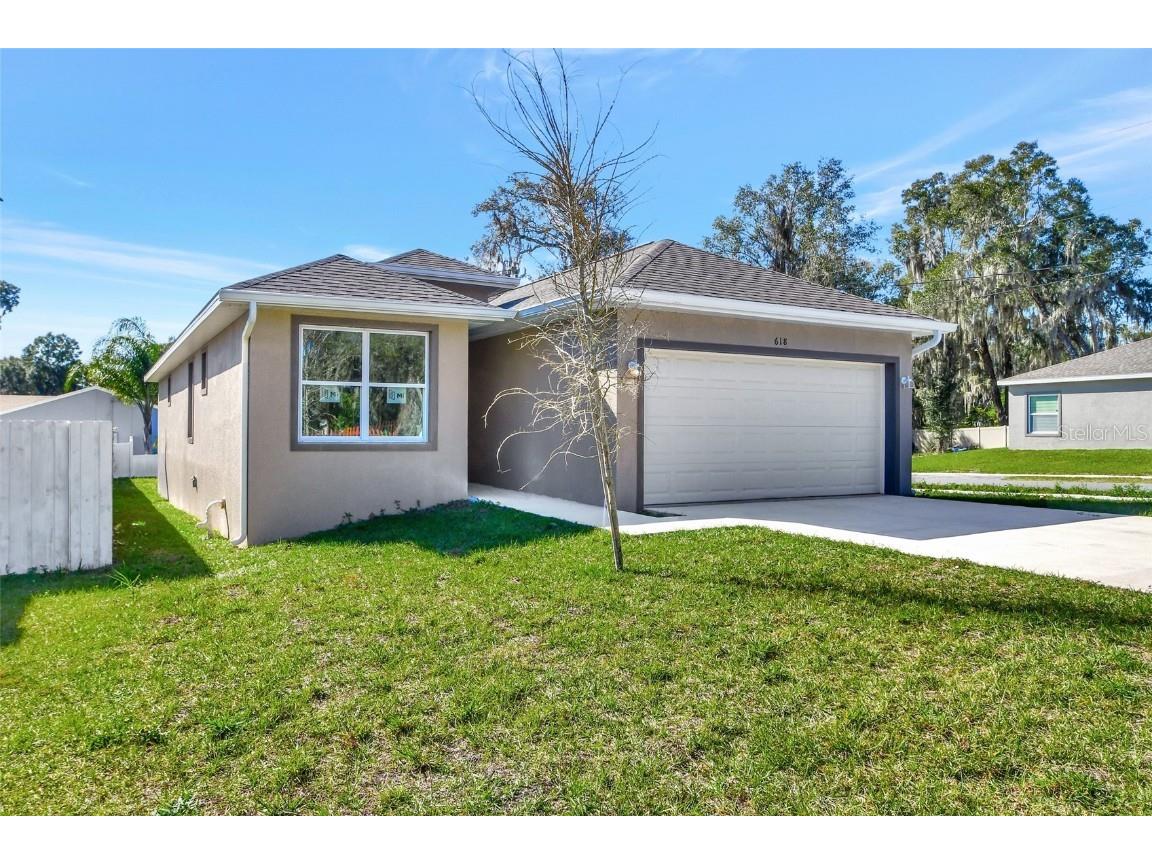 618 W Voorhis Avenue Deland FL 32720 V4934391 image1