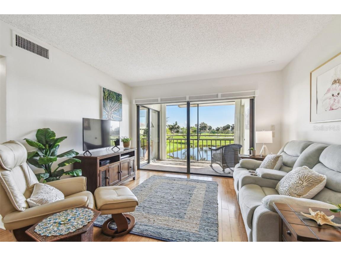 6180 Sun Boulevard #201 Saint Petersburg FL 33715 - BOCA CIEGA BAY ISLA DEL SOL TB8332012 image1