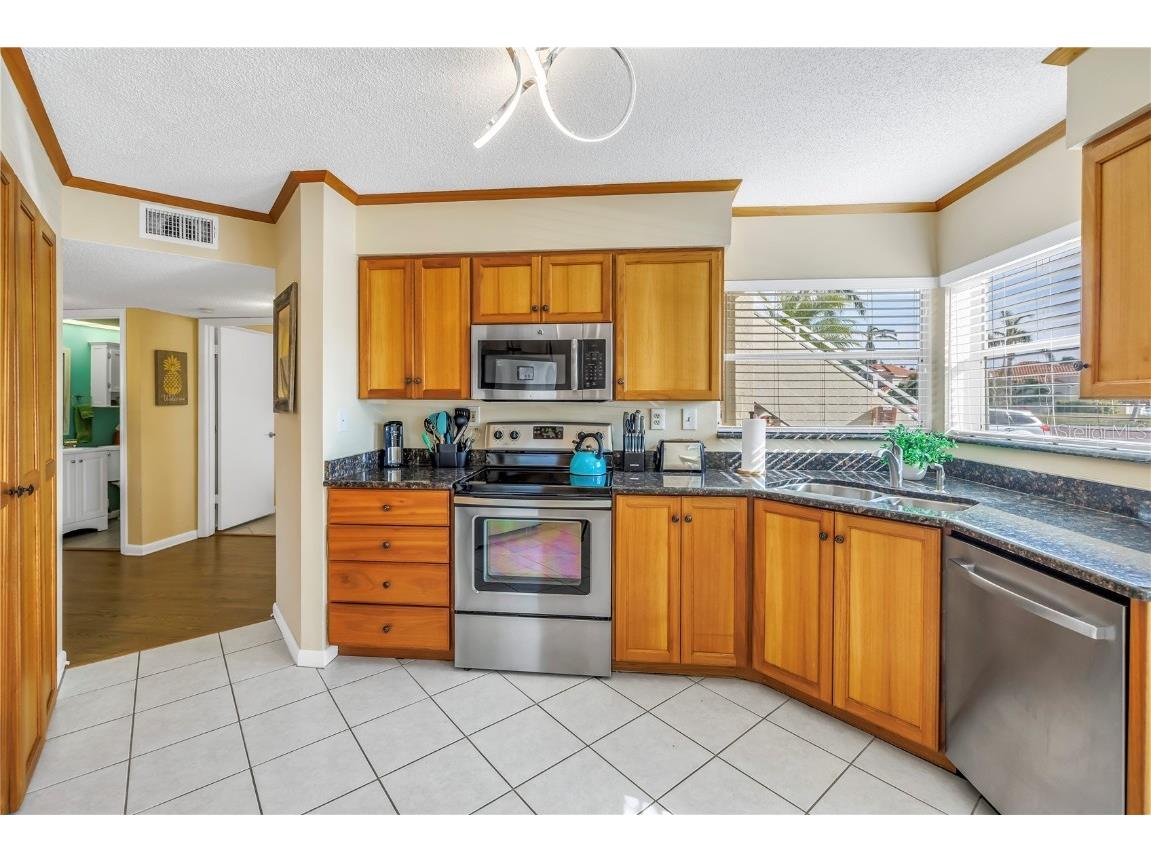 6181 Bahia Del Mar Boulevard #112 Saint Petersburg FL 33715 TB8356047 image13