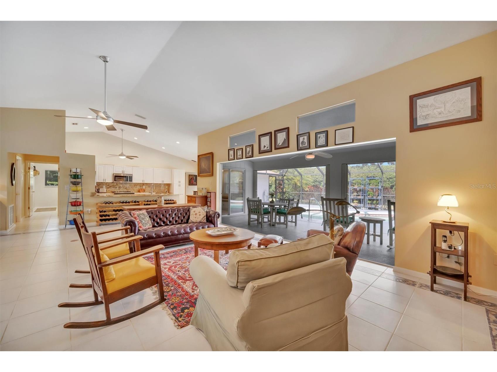 6183 Misty Oaks Drive Sarasota FL 34243 A4682575 image10