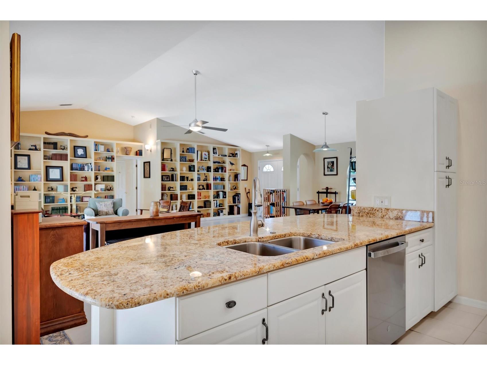 6183 Misty Oaks Drive Sarasota FL 34243 A4682575 image20