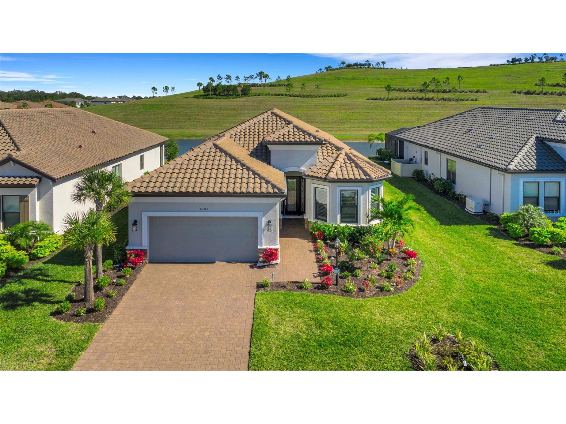 6186 Grandview Hill Court Bradenton FL 34203 A4680521 image1