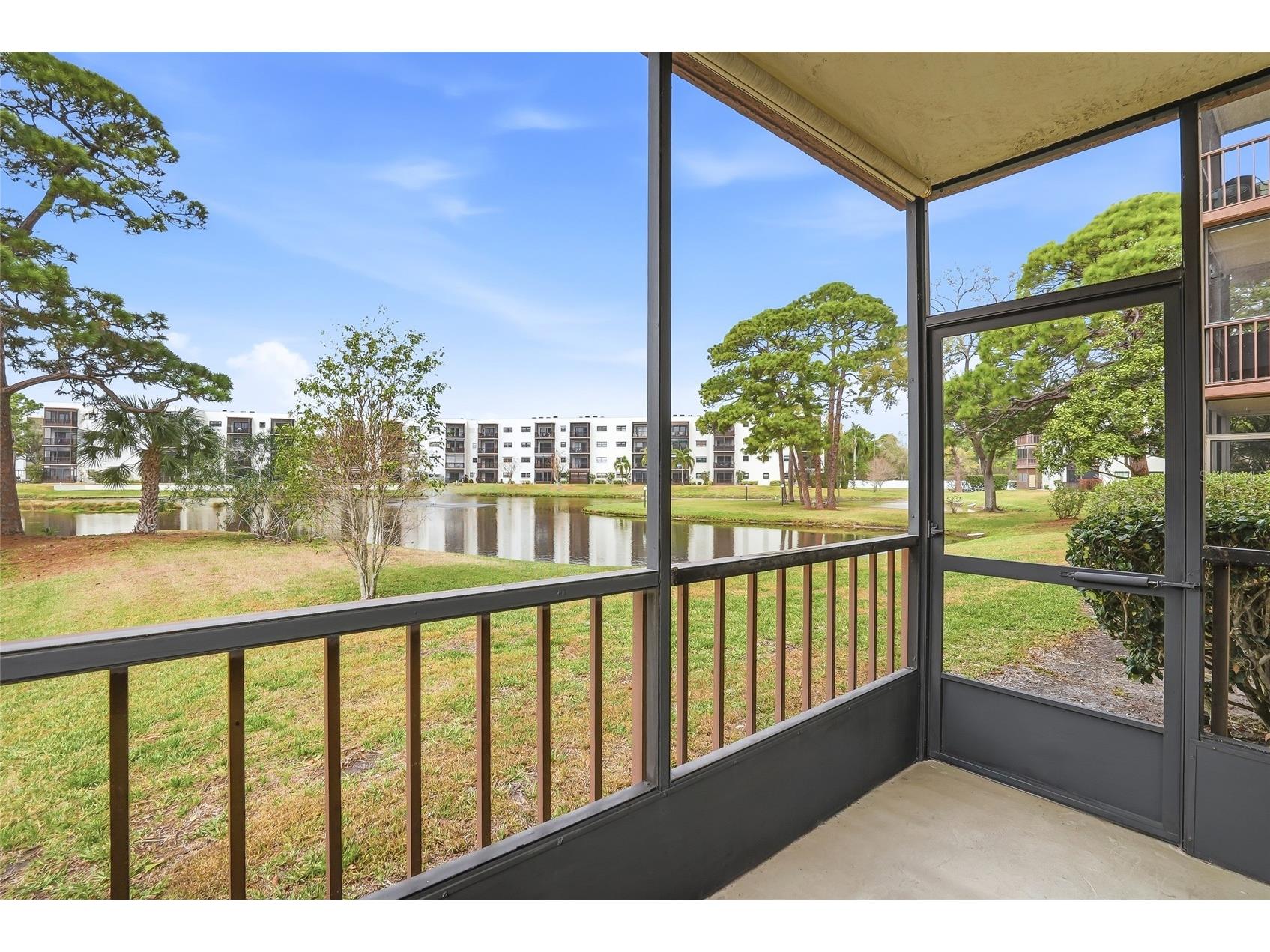 6188 80th Street N #101 Saint Petersburg FL 33709 TB8473110 image17