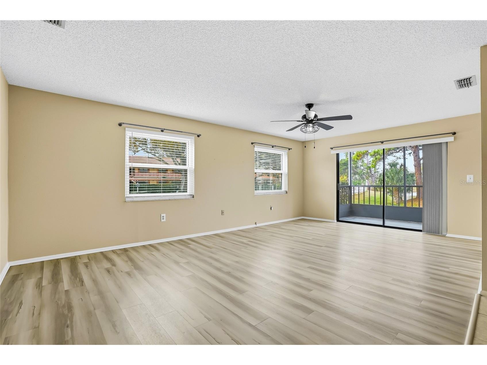 6188 80th Street N #101 Saint Petersburg FL 33709 TB8473110 image29