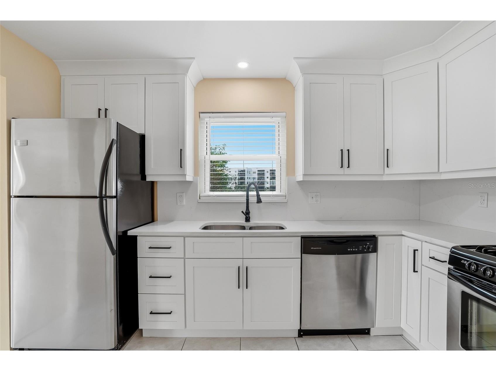 6188 80th Street N #101 Saint Petersburg FL 33709 TB8473110 image3