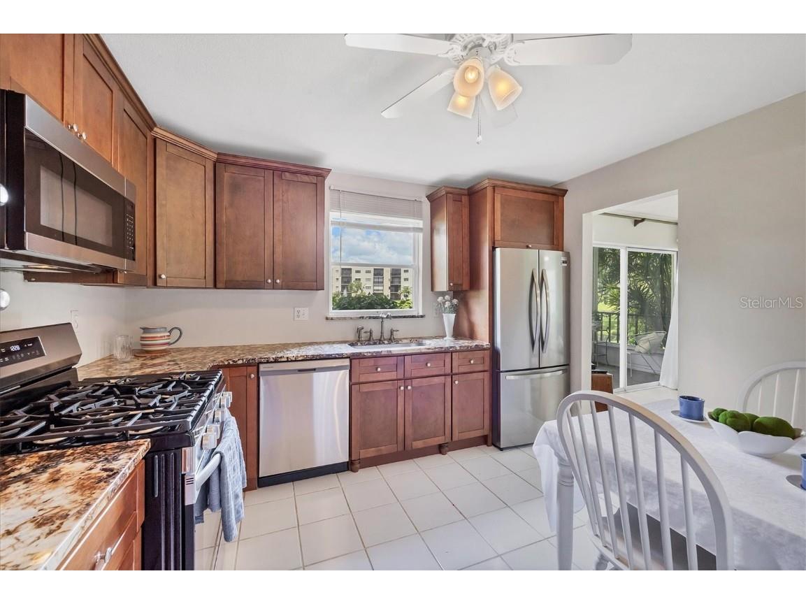 6188 80th Street N #102 Saint Petersburg FL 33709 A4656758 image10