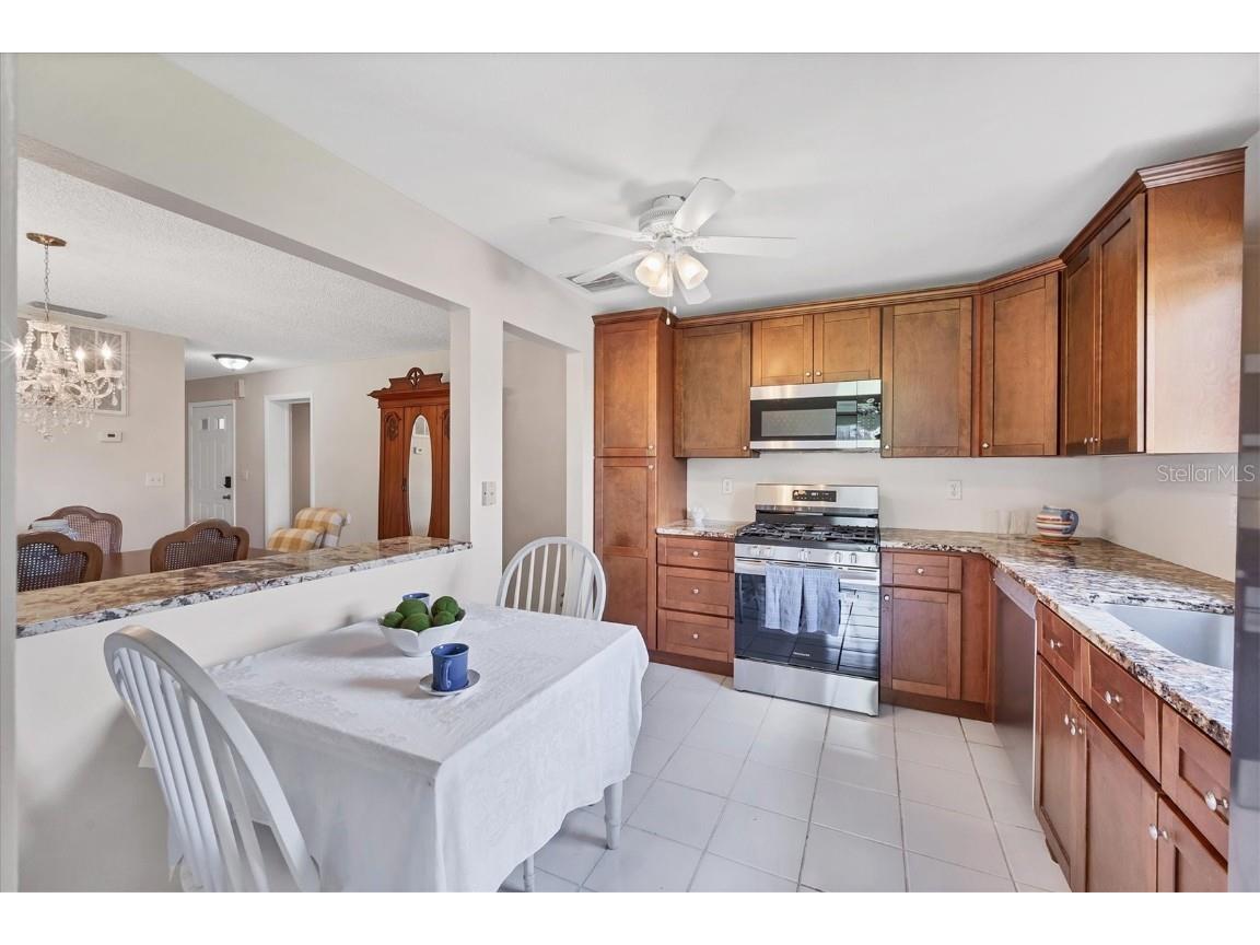 6188 80th Street N #102 Saint Petersburg FL 33709 A4656758 image13