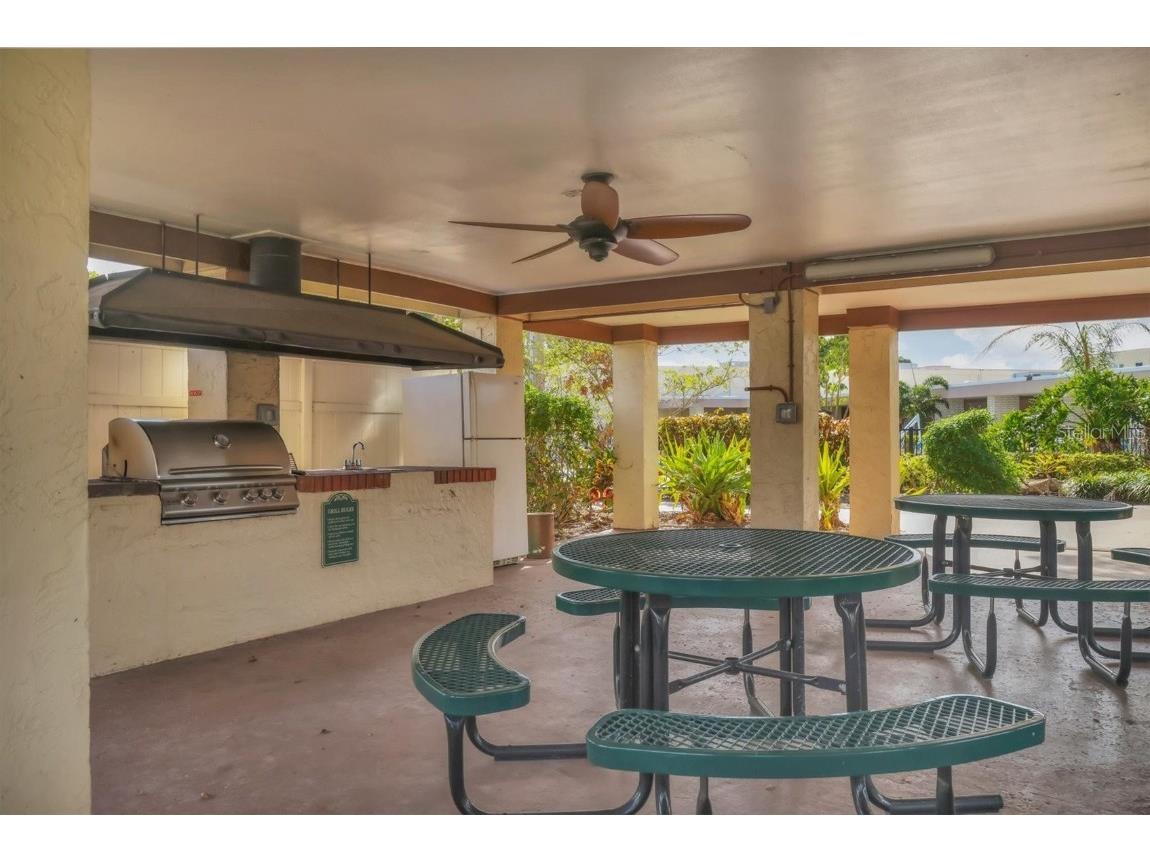 6188 80th Street N #102 Saint Petersburg FL 33709 A4656758 image34