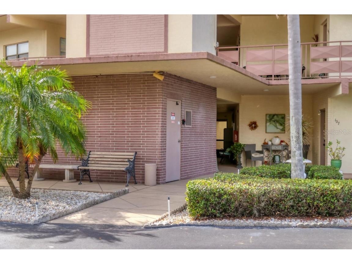 6188 80th Street N #102 Saint Petersburg FL 33709 A4656758 image36