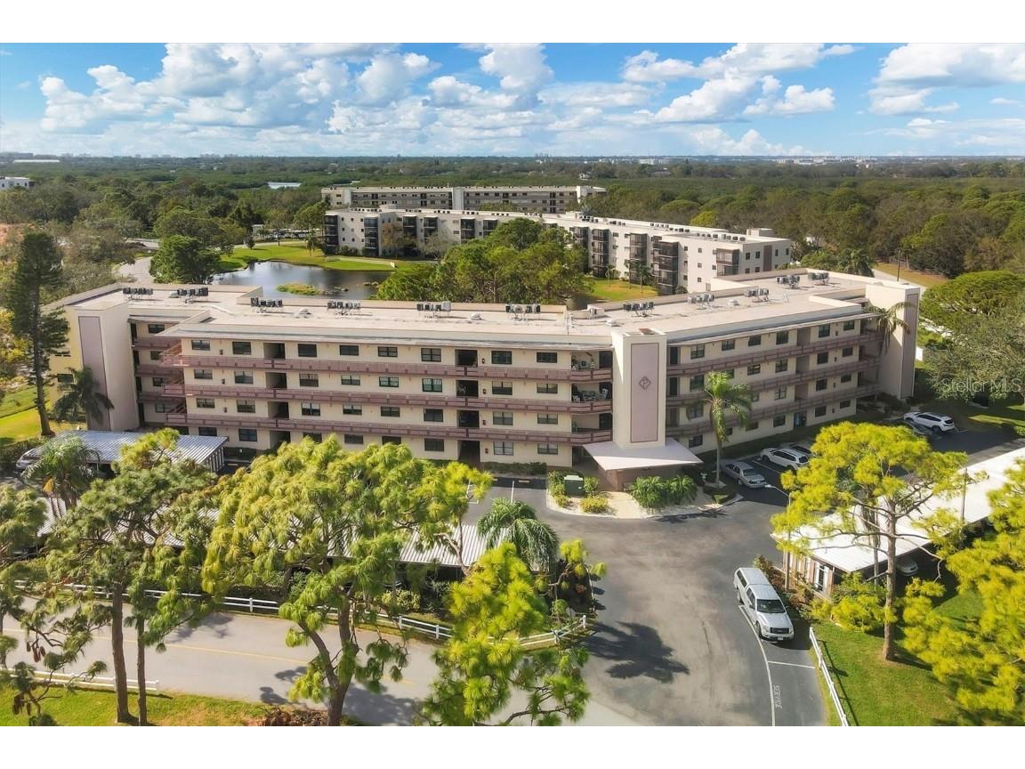 6188 80th Street N #211 Saint Petersburg FL 33709 TB8323440 image1