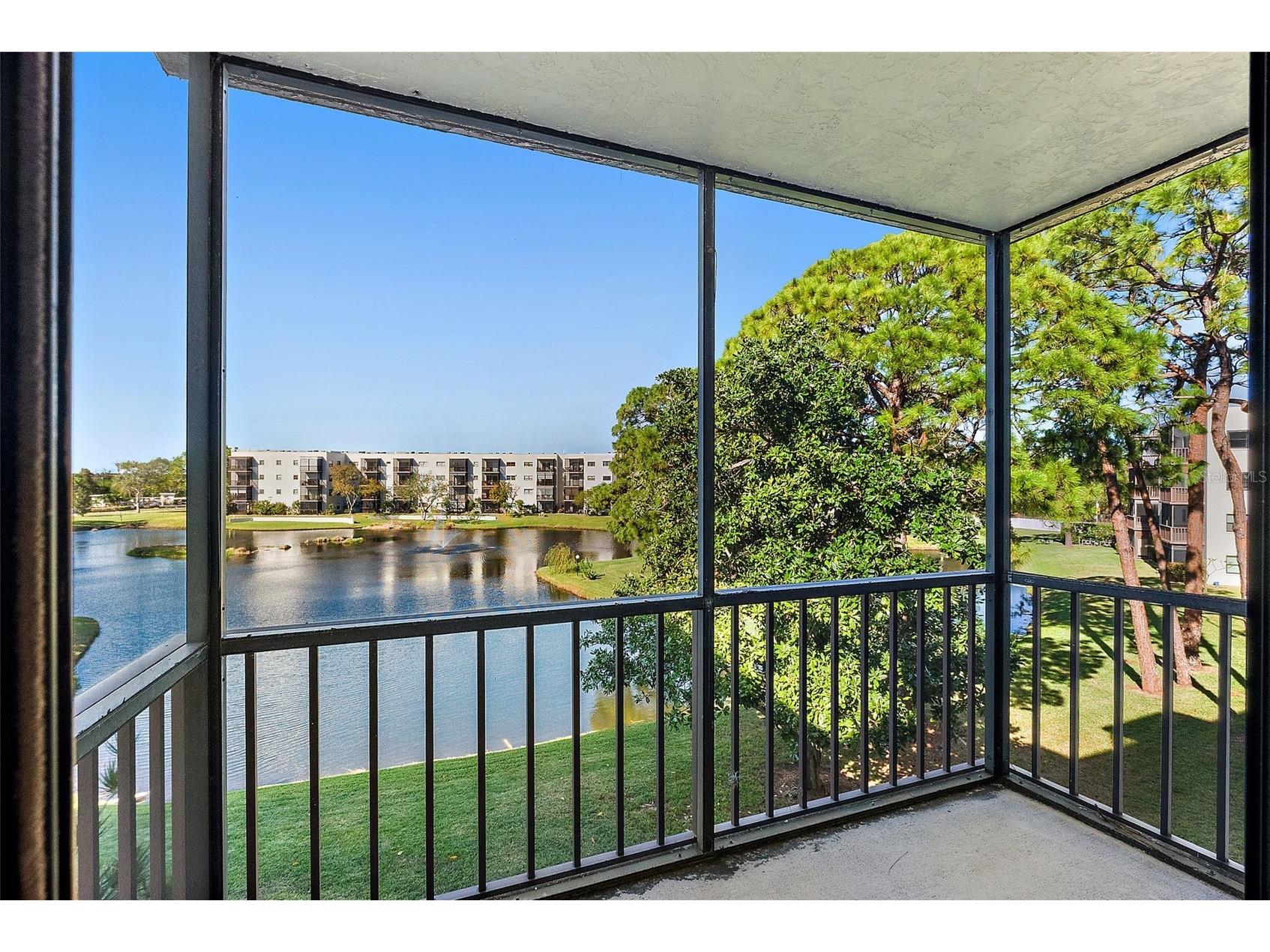 6188 80th Street N #303 Saint Petersburg FL 33709 TB8464396 image4