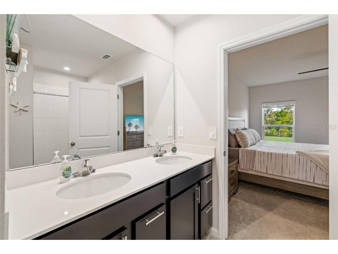 619 172nd Court E Bradenton FL 34212 A4670681 image16