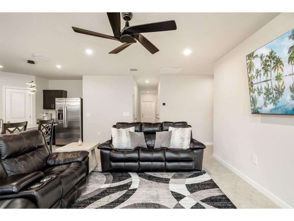 619 172nd Court E Bradenton FL 34212 A4670681 image5