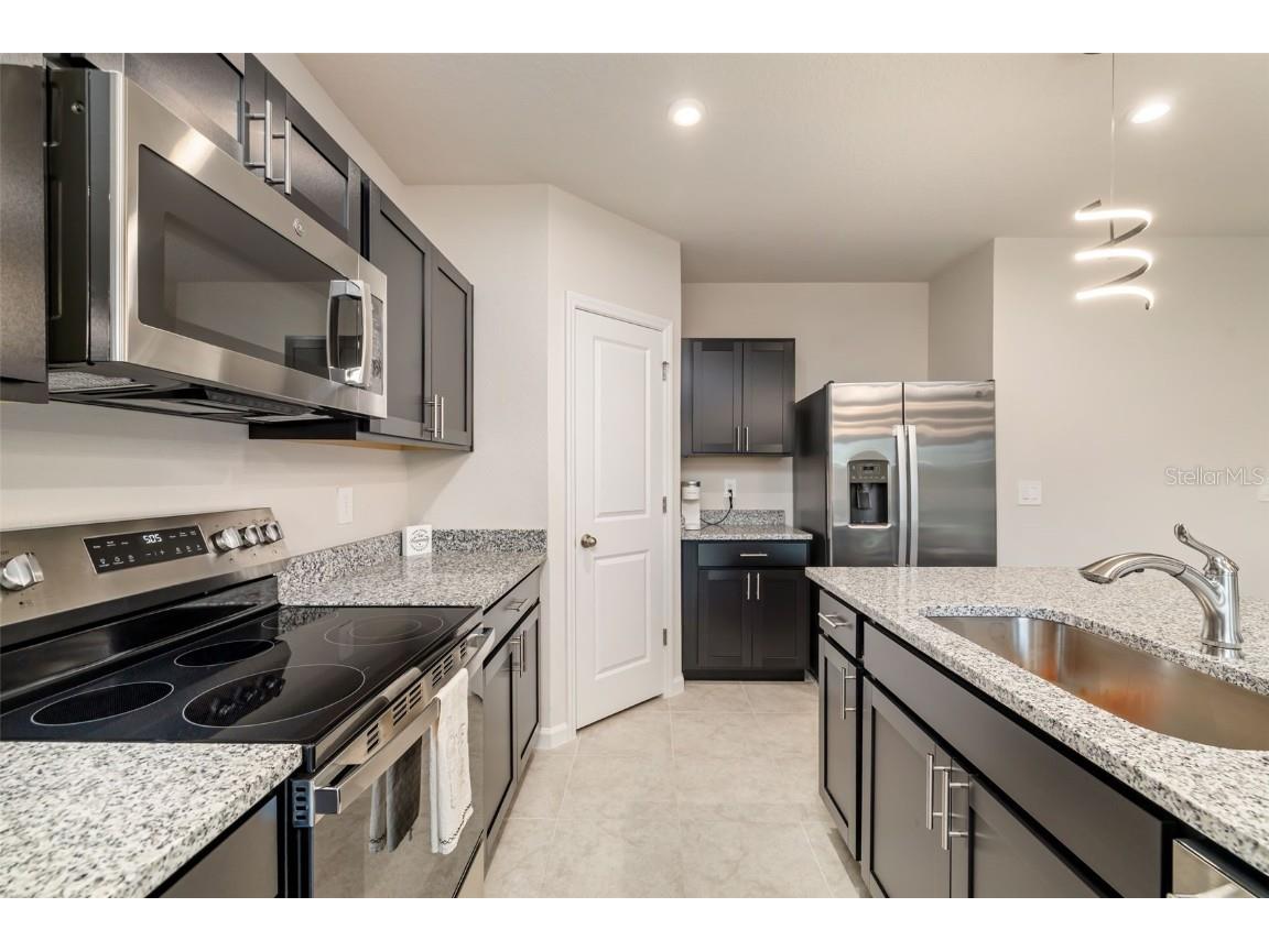 619 172nd Court E Bradenton FL 34212 A4670681 image8