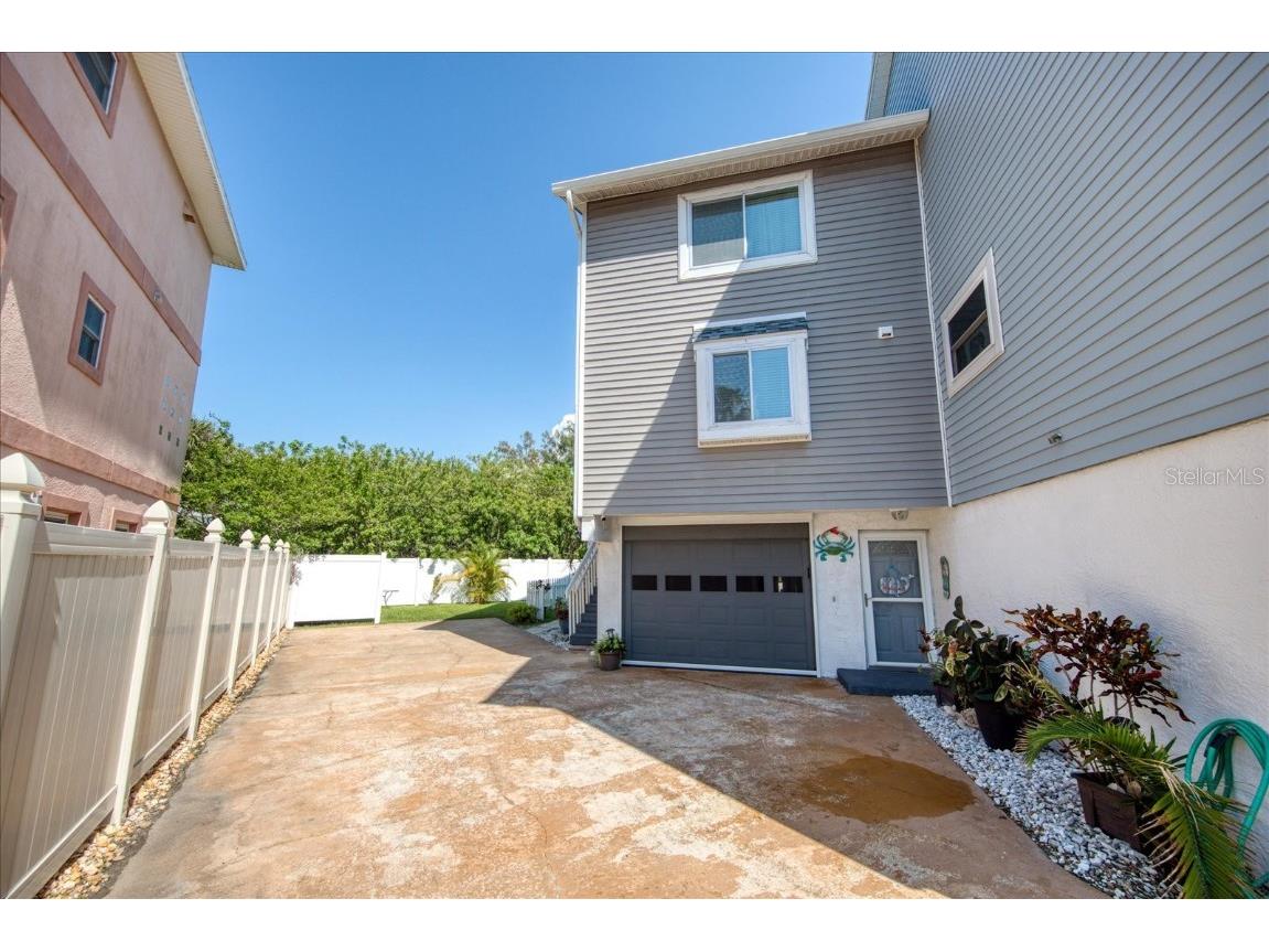 619 2nd Street #3 Indian Rocks Beach FL 33785 U8161208 image1