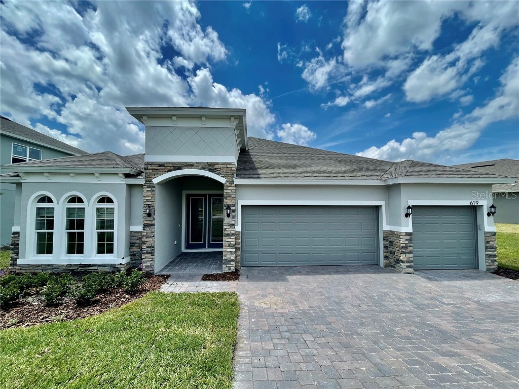 619 Avila Place Howey In The Hills FL 34737 J946271 image1