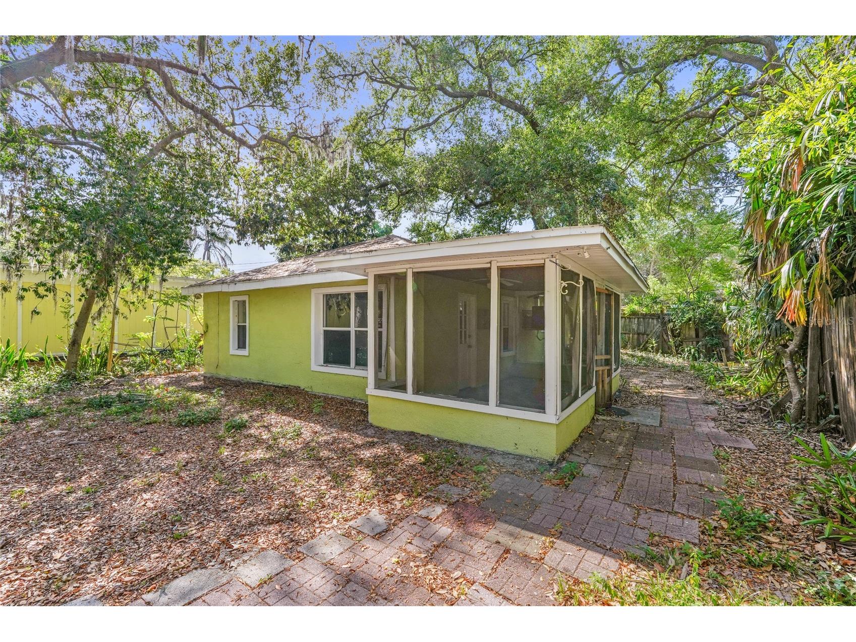 619 Beverly Avenue Largo FL 33770 O6395570 image2