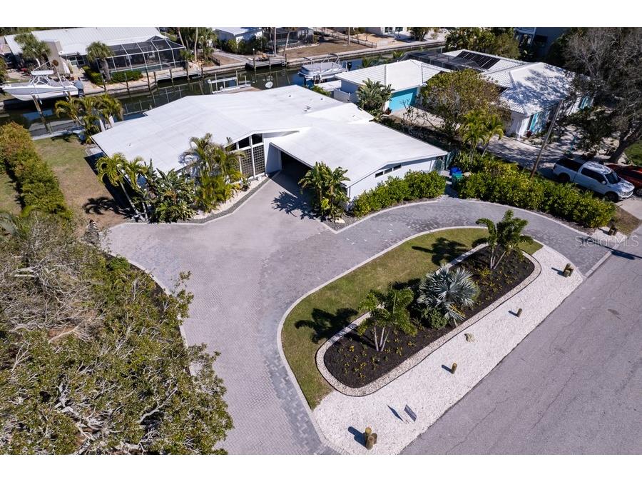 619 Buttonwood Drive, Longboat Key, FL, 34228 MLS A4595624 Edina