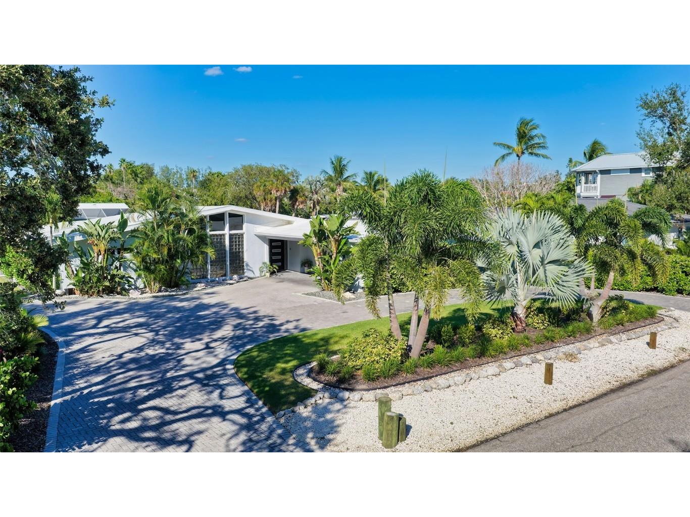 619 Buttonwood Drive Longboat Key FL 34228 A4640109 image1