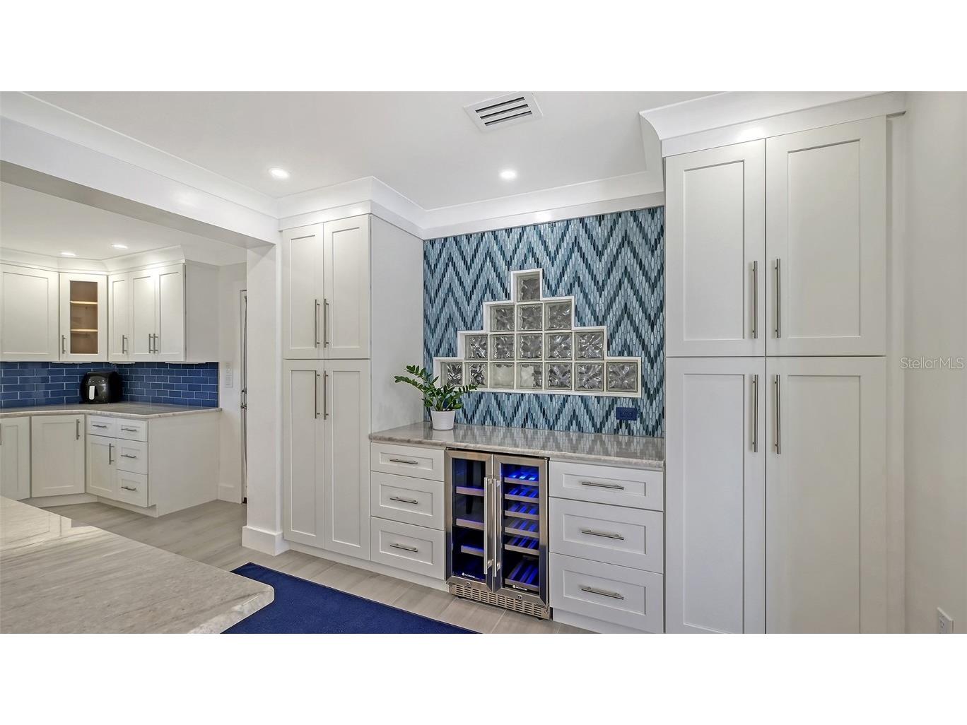 619 Buttonwood Drive Longboat Key FL 34228 A4640109 image10