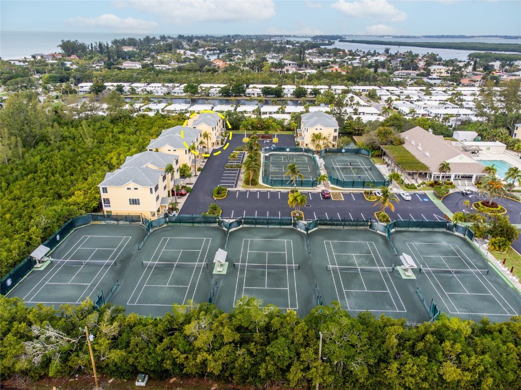 619 Cedars Court Longboat Key FL 34228 A4629084 image10