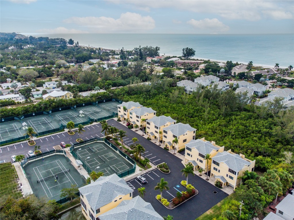 619 Cedars Court Longboat Key FL 34228 A4629084 image13