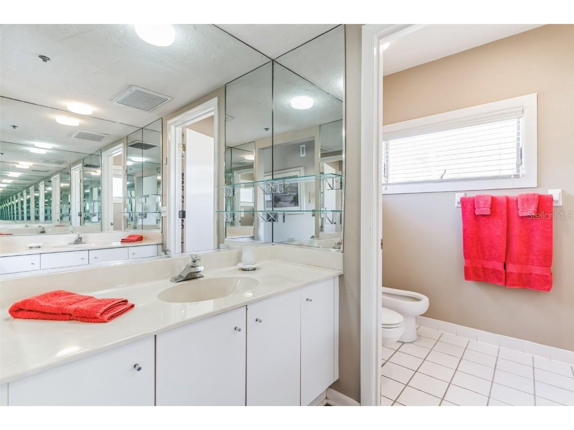 619 Cedars Court Longboat Key FL 34228 A4629084 image46