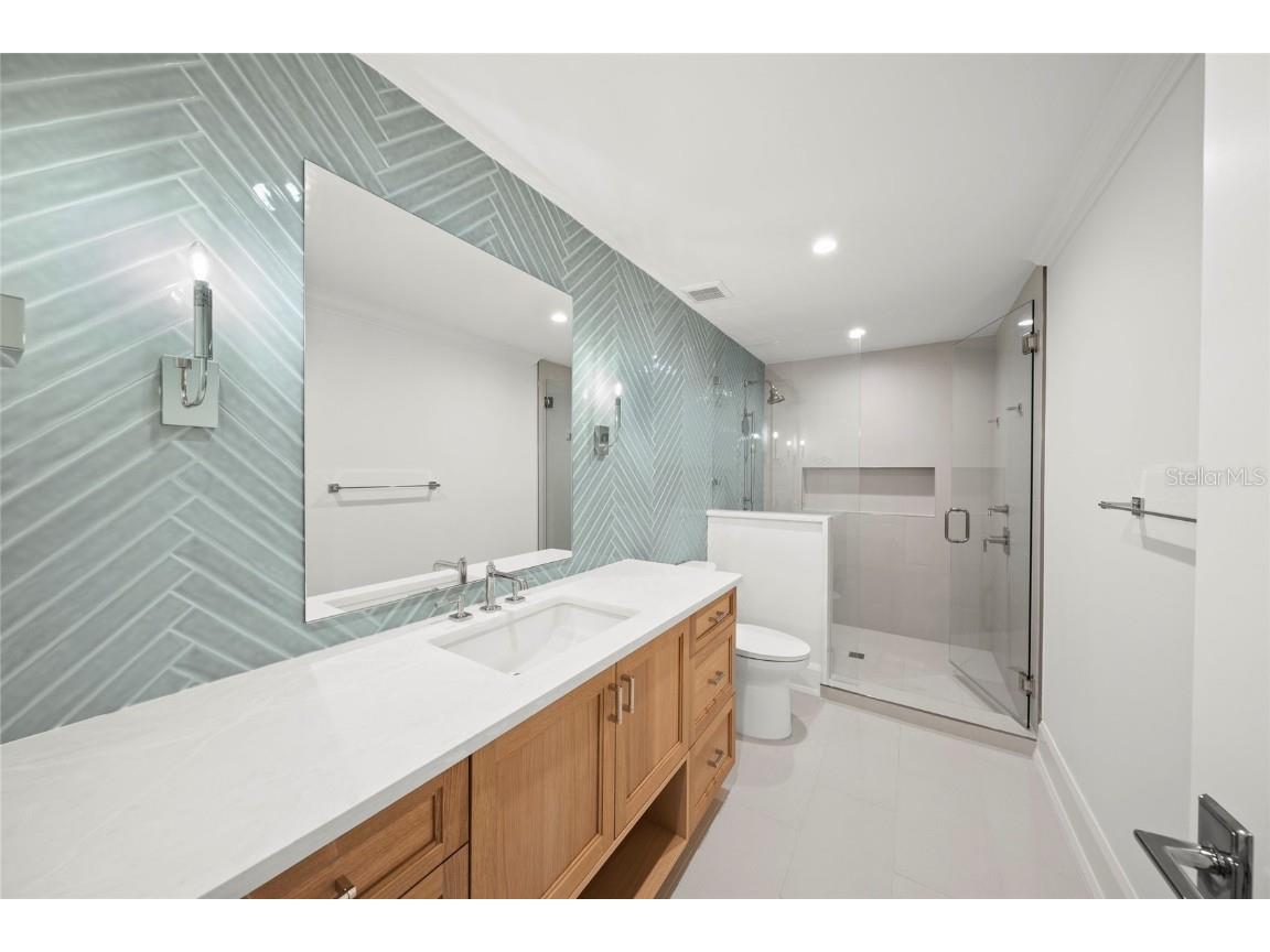 619 Key Royale Drive Holmes Beach FL 34217 A4647651 image23