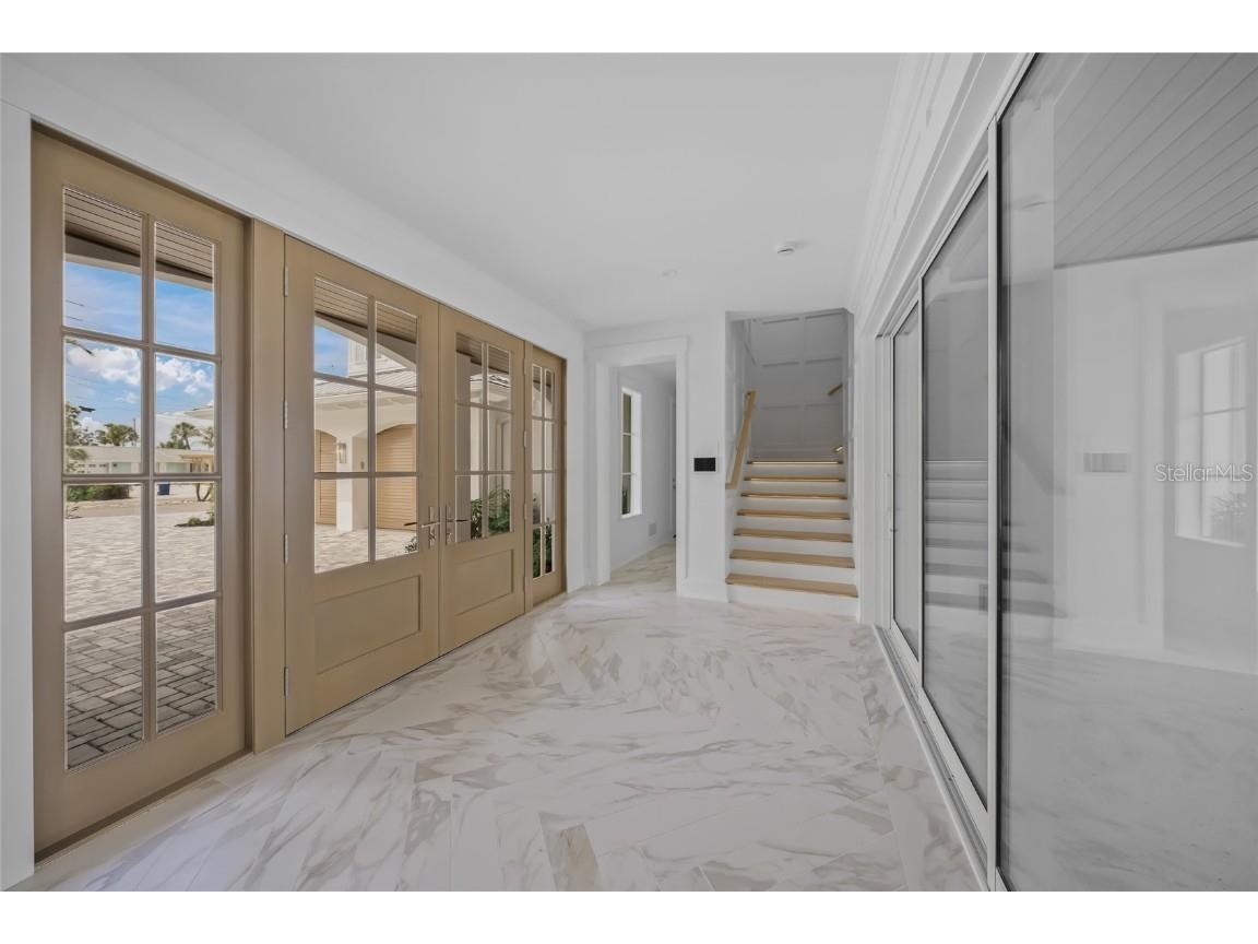 619 Key Royale Drive Holmes Beach FL 34217 A4647651 image3