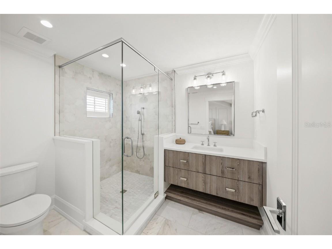 619 Key Royale Drive Holmes Beach FL 34217 A4647651 image32