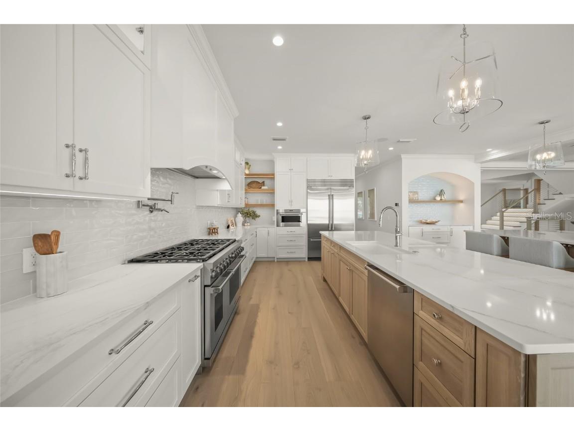 619 Key Royale Drive Holmes Beach FL 34217 A4647651 image9