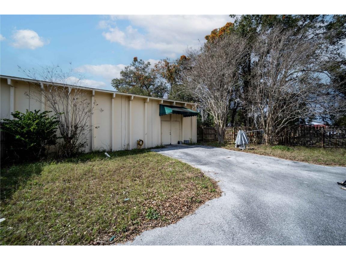 619 N Dixie Ave. (Us Hwy 441/27) Fruitland Park FL 34731 G5093886 image7