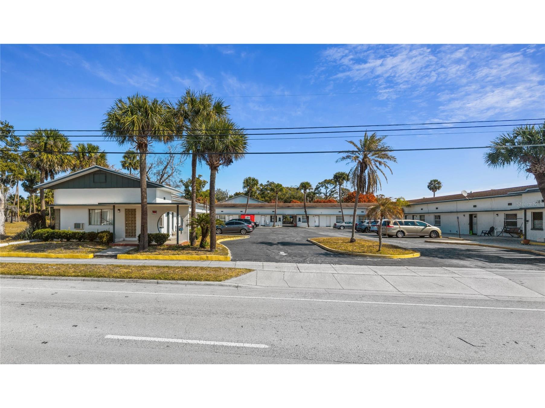 619 N Ridgewood Avenue Daytona Beach FL 32114 O6383052 image2