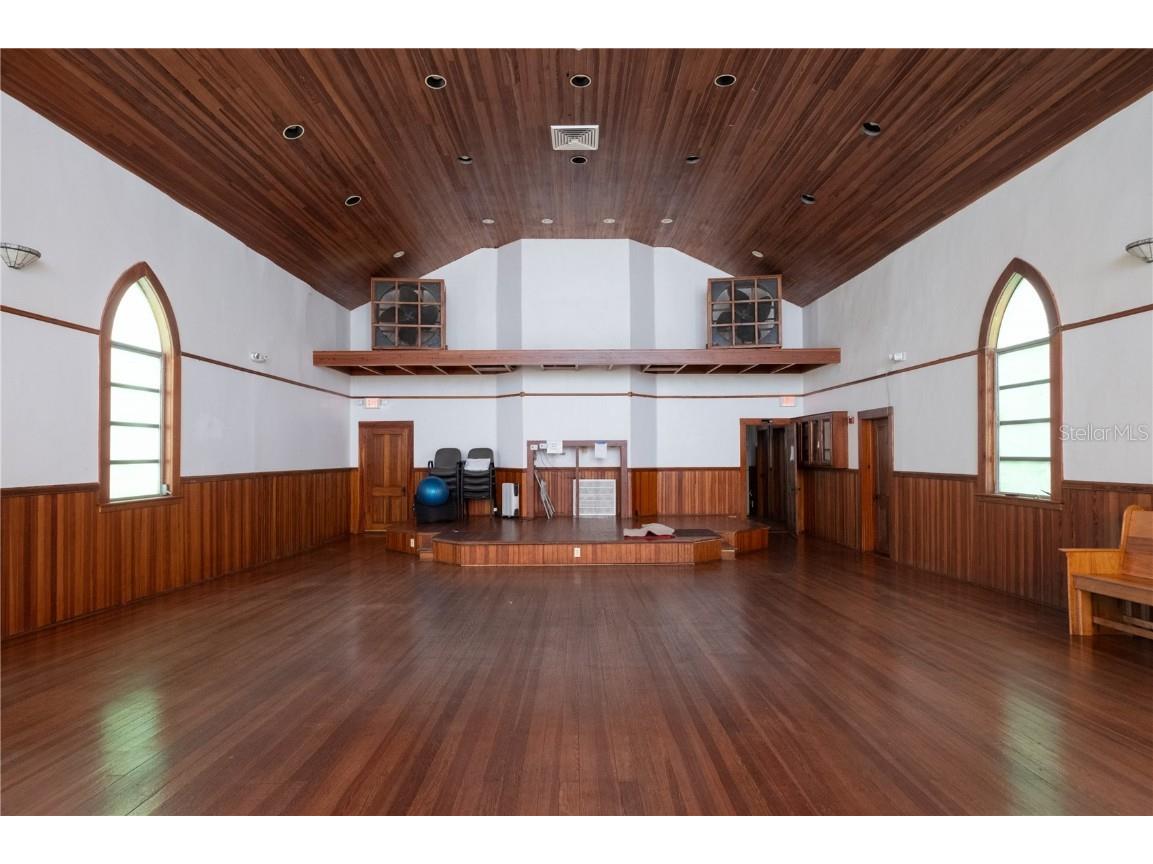 619 NE 1st Street Gainesville FL 32601 GC532674 image10