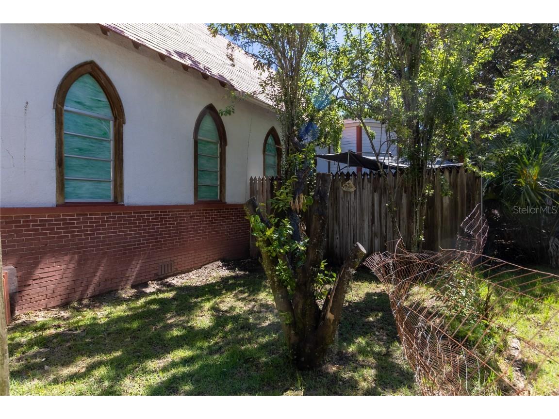 619 NE 1st Street Gainesville FL 32601 GC532674 image9