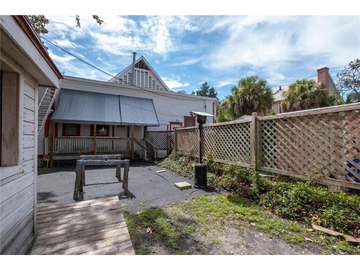 619 NE 1st Street Gainesville FL 32601 GC532806 image22