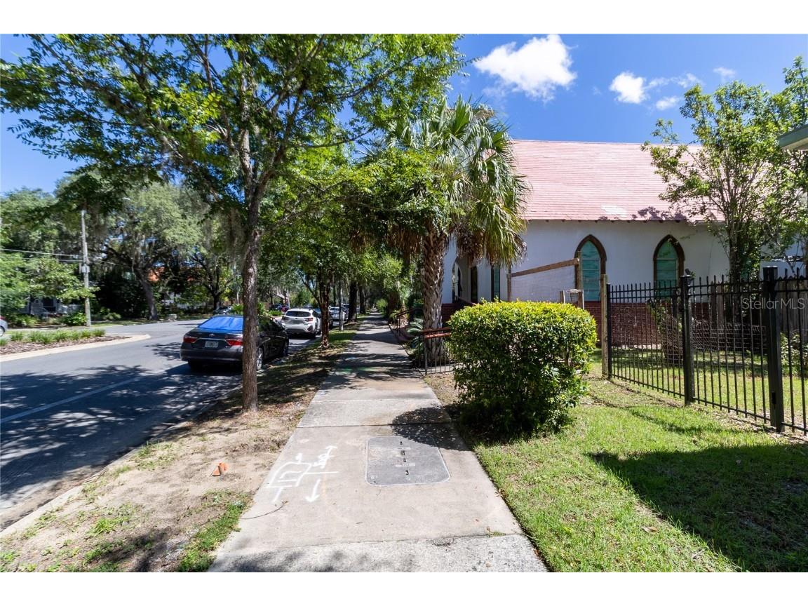 619 NE 1st Street Gainesville FL 32601 GC532806 image25