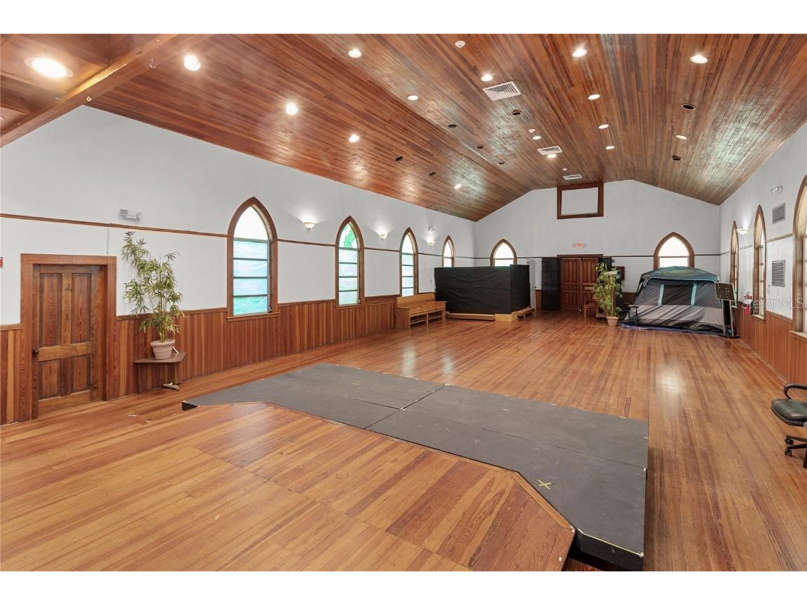 619 NE 1st Street Gainesville FL 32601 GC532806 image9