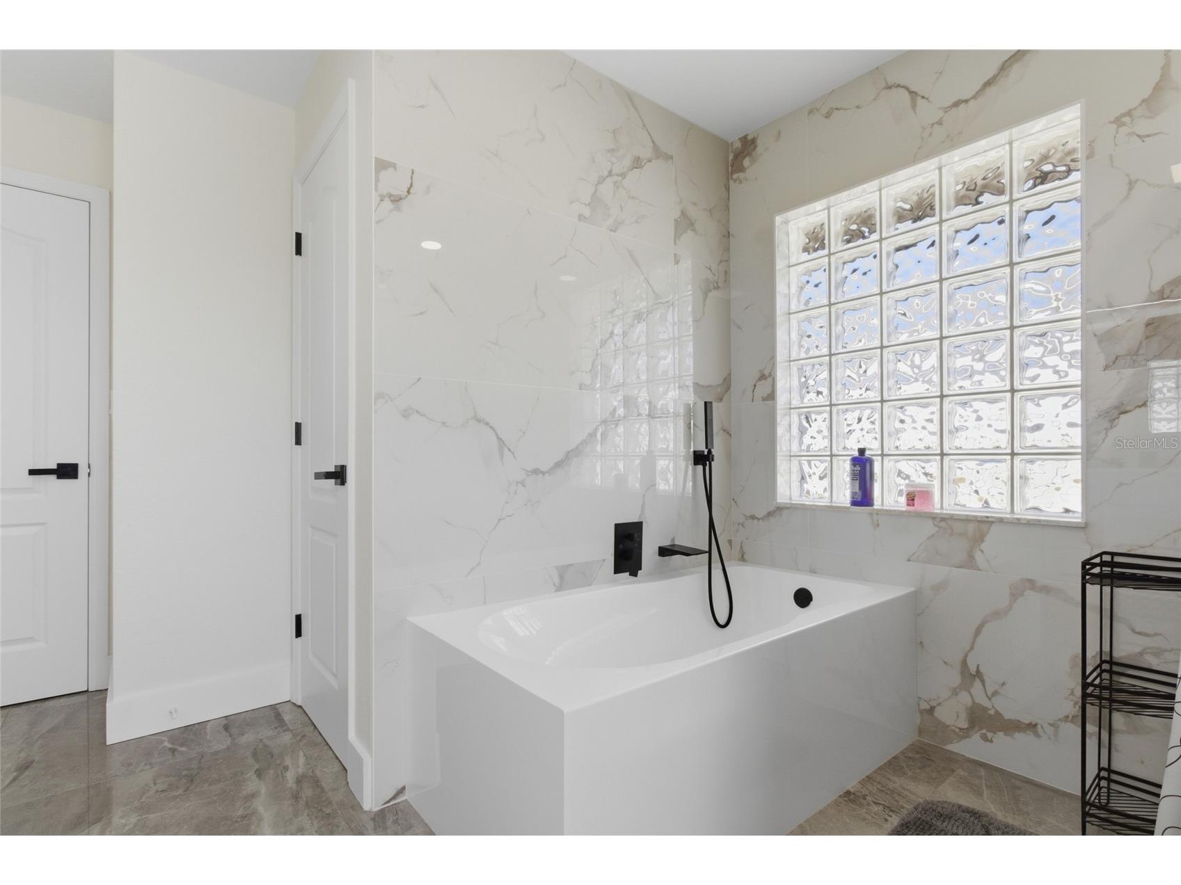 619 SW 26th Terrace Cape Coral FL 33914 A4684343 image23