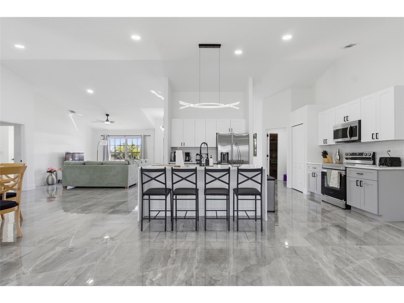 619 SW 26th Terrace Cape Coral FL 33914 A4684343 image5