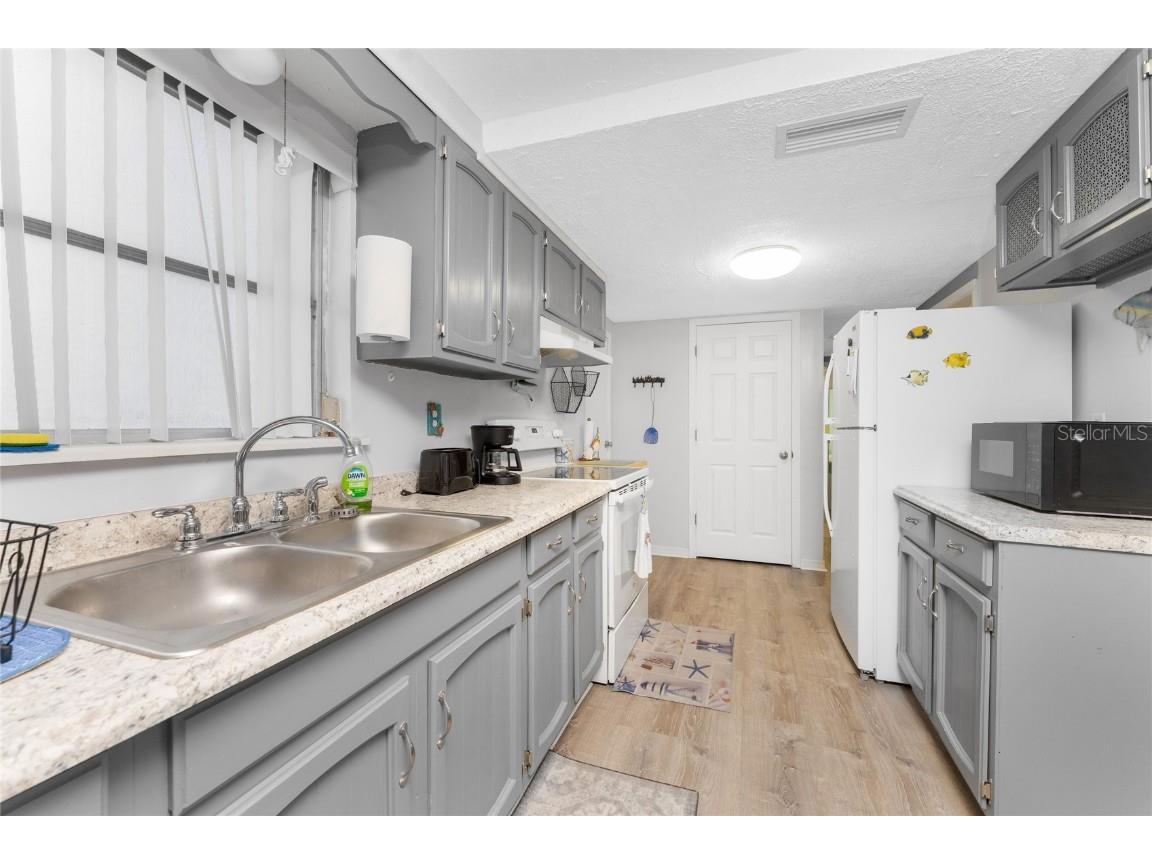 619 Via Cala Englewood FL 34224 D6144942 image11