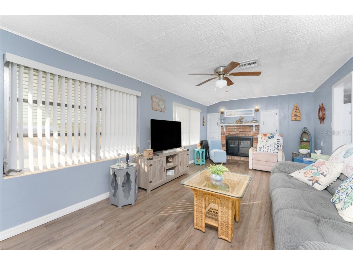 619 Via Cala Englewood FL 34224 D6144942 image3