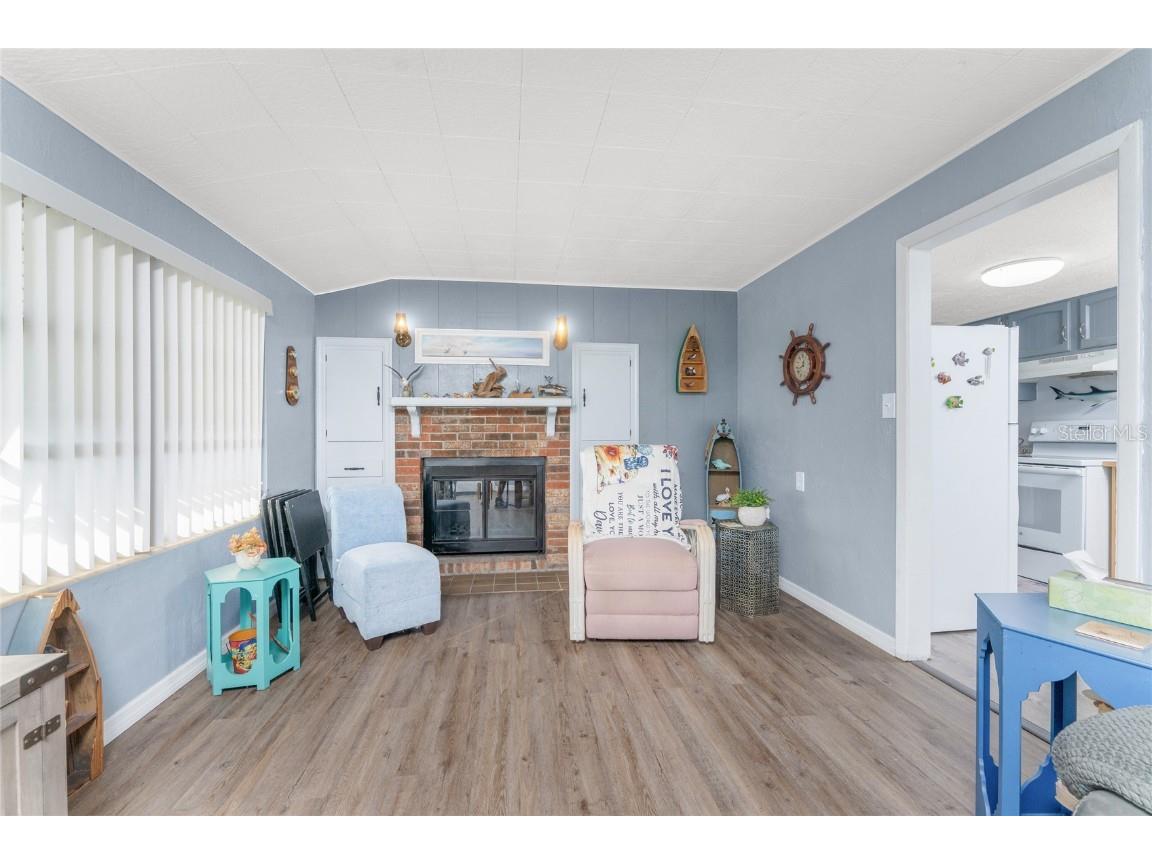 619 Via Cala Englewood FL 34224 D6144942 image4